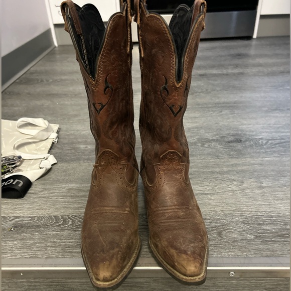 Cowgirl boots - Picture 1 of 3